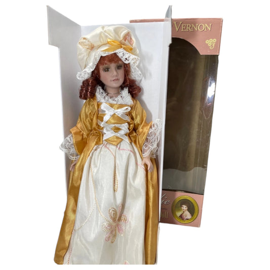 Boneca de Porcelana Nellie – Inspirada em Eleanor Parke Custis - 2010 Memorial George Washington