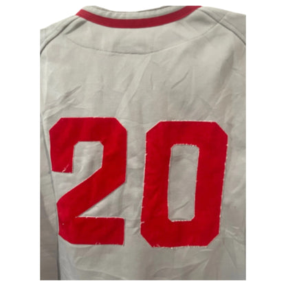 Vintage Baseball Jersey Dark Horse #20 – Cinza com Detalhes em Veludo Vermelho - Madame Surtô Vintage Shop