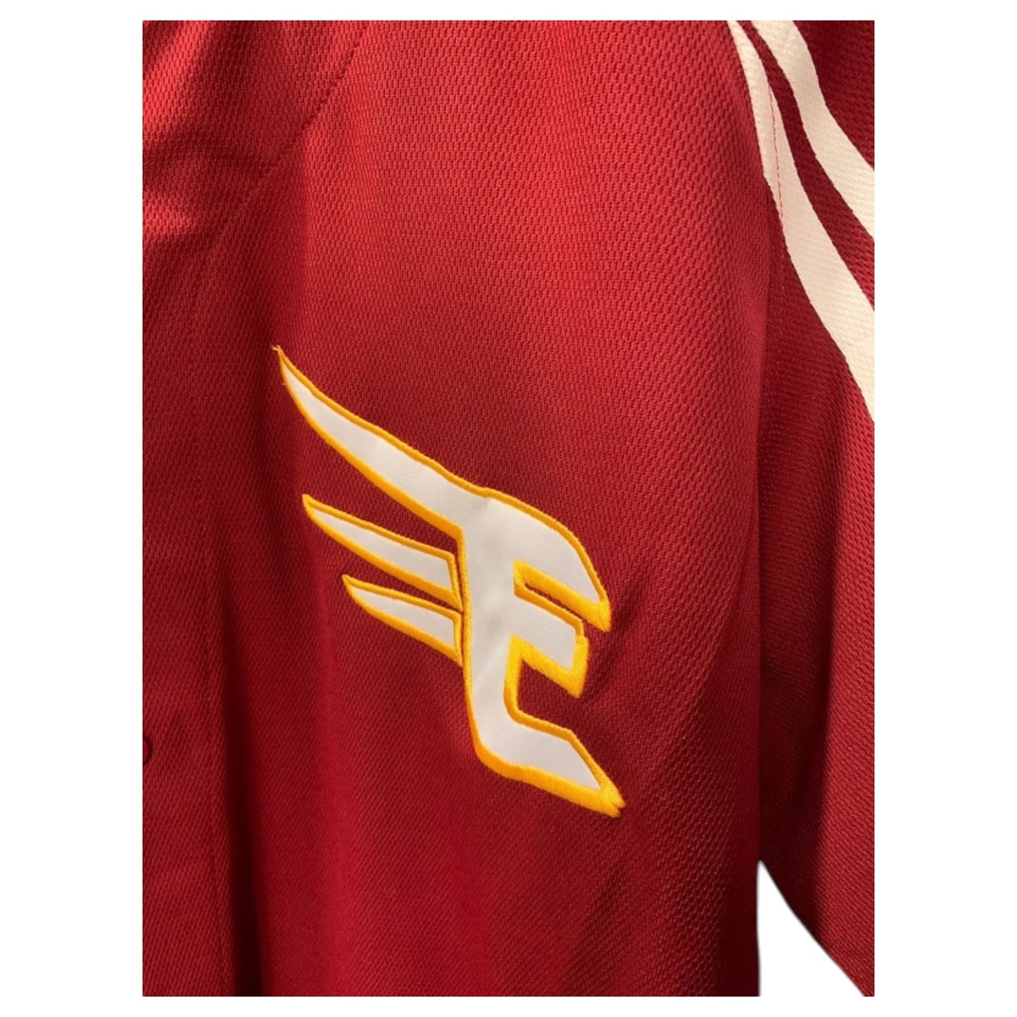 Camisa Jersey Baseball Japonesa Rakuten Eagles – Vermelho Bordô com Riscas Brancas - Madame Surtô Vintage Shop