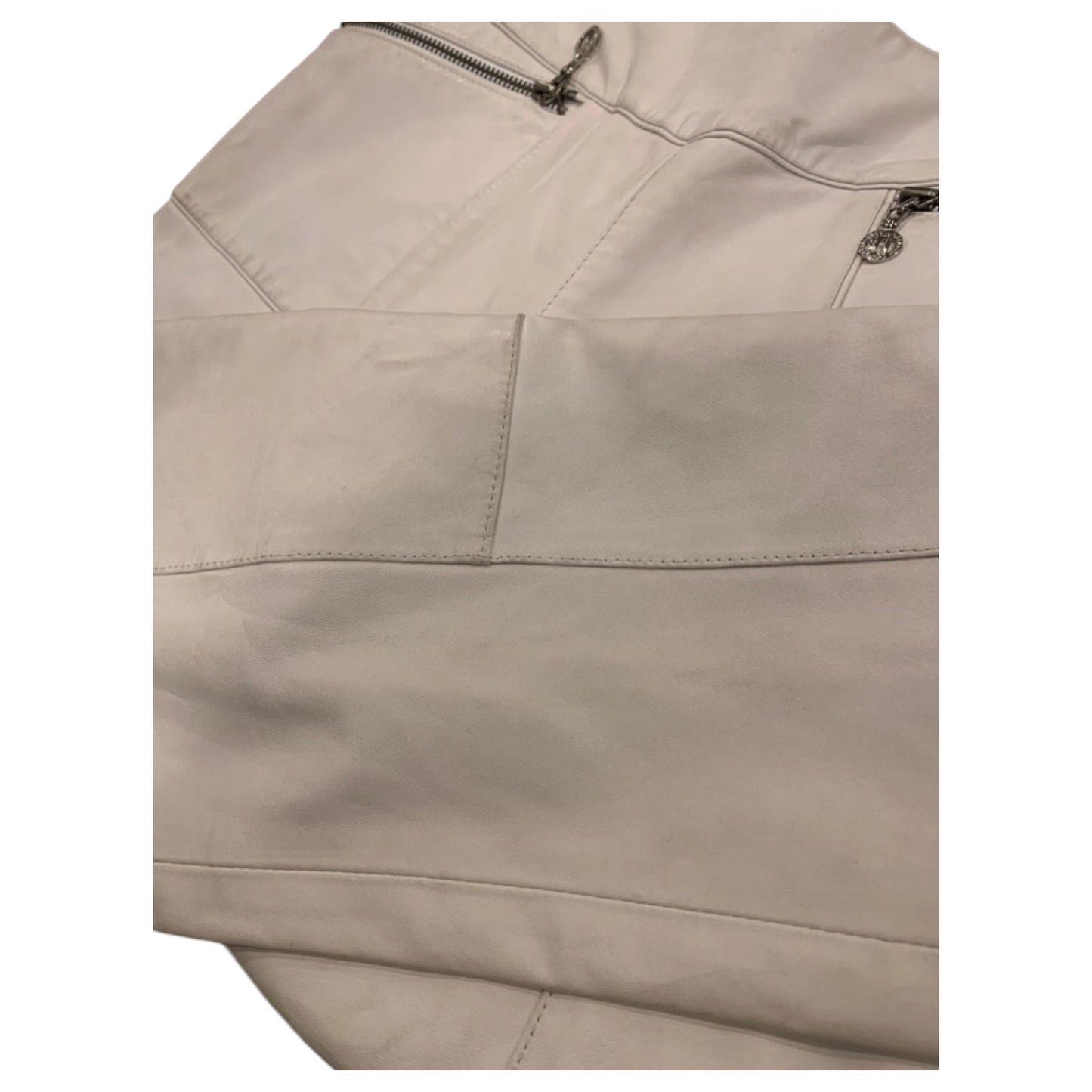 Calça Capri Versace Classic Anos 2000 – Couro Branco de Cordeiro Y2K, Tamanho 42 - Madame Surtô Vintage Shop