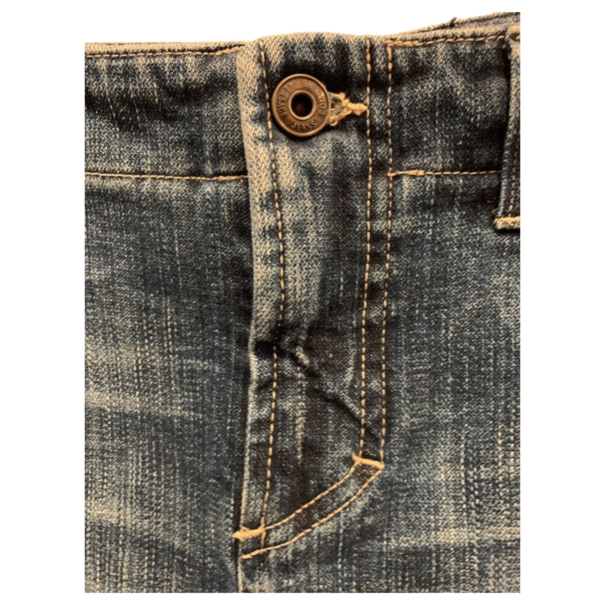 Saia Jeans Versace Jeans Couture Blue Denim – Design Moderno com Racha Frontal, Tamanho 28/42 (M/L) - Madame Surtô Vintage Shop