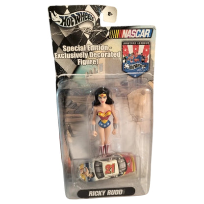 Carrinho NASCAR Justice League #21 – Wonder Woman – Hot Wheels Mattel 2004 Edição Especial