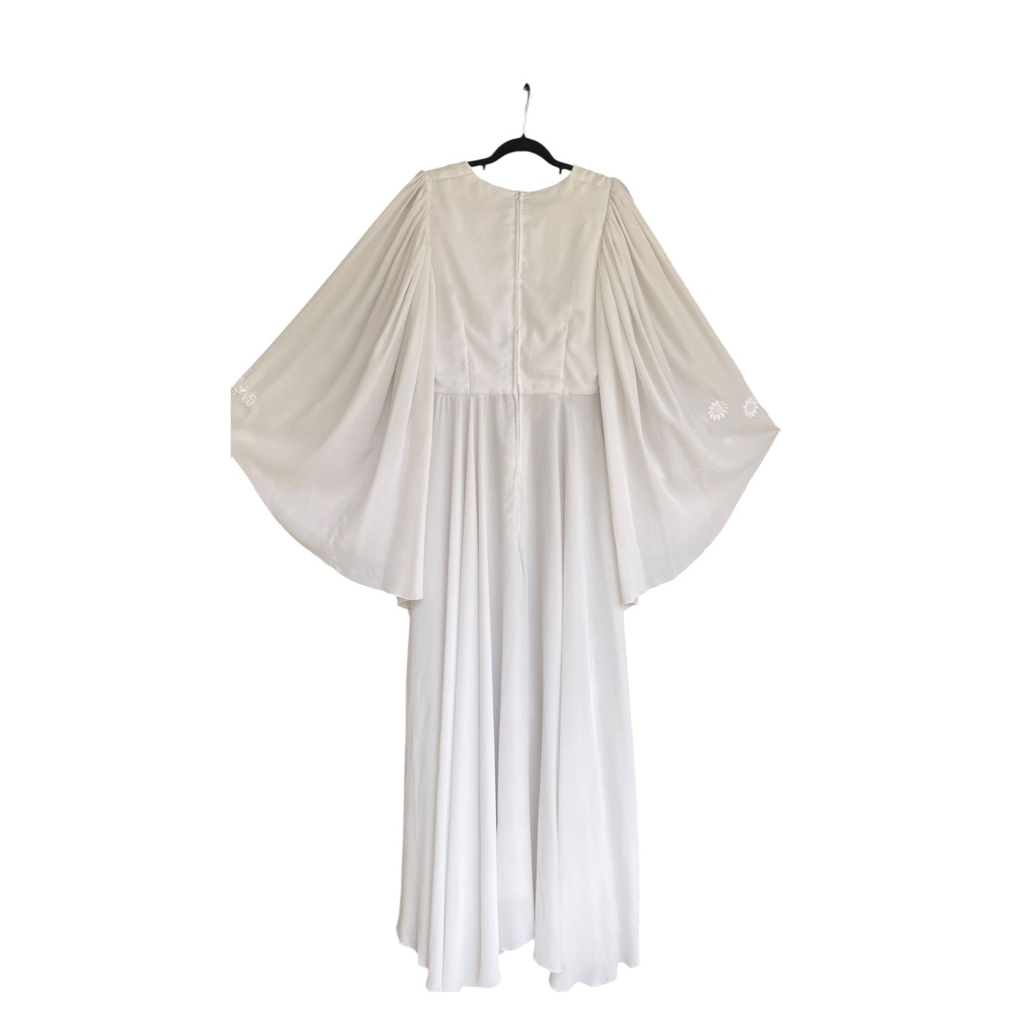 Vestido de noiva Vintage Boho Anos 1970 Branco Gelo com Bordado Floral - Estilo Boêmio, Manga de Anjo