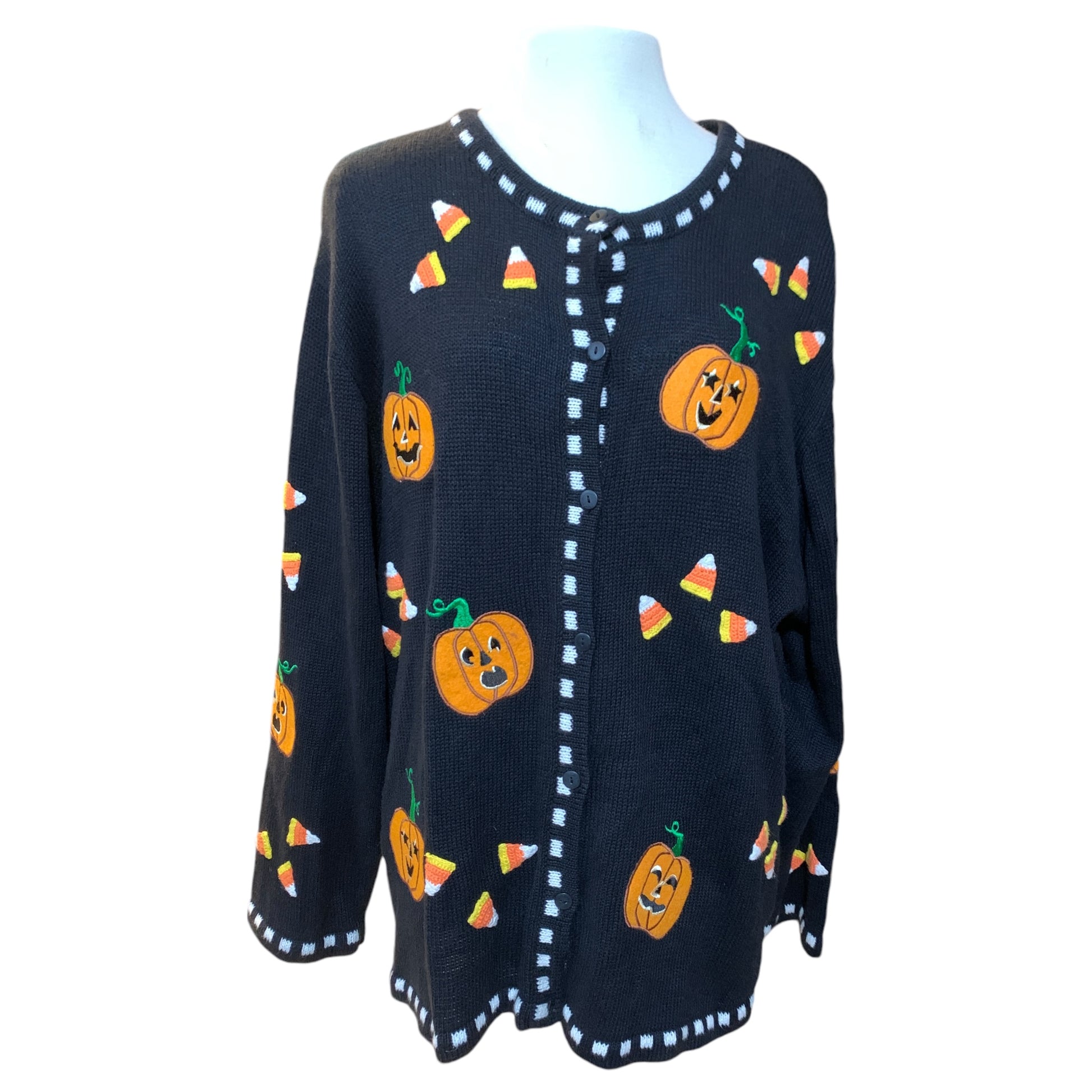 Cardigan Preto de Halloween com Abóboras e Doces - The Quacker Factory, Tamanho 3XL, Patches Bordados - Madame Surtô Vintage Shop