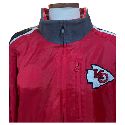 Casaco Dupla Face NFL Kansas City Chiefs Vintage - Vermelho e Azul Veludo Tecido Pelúcia - Madame Surtô Vintage Shop