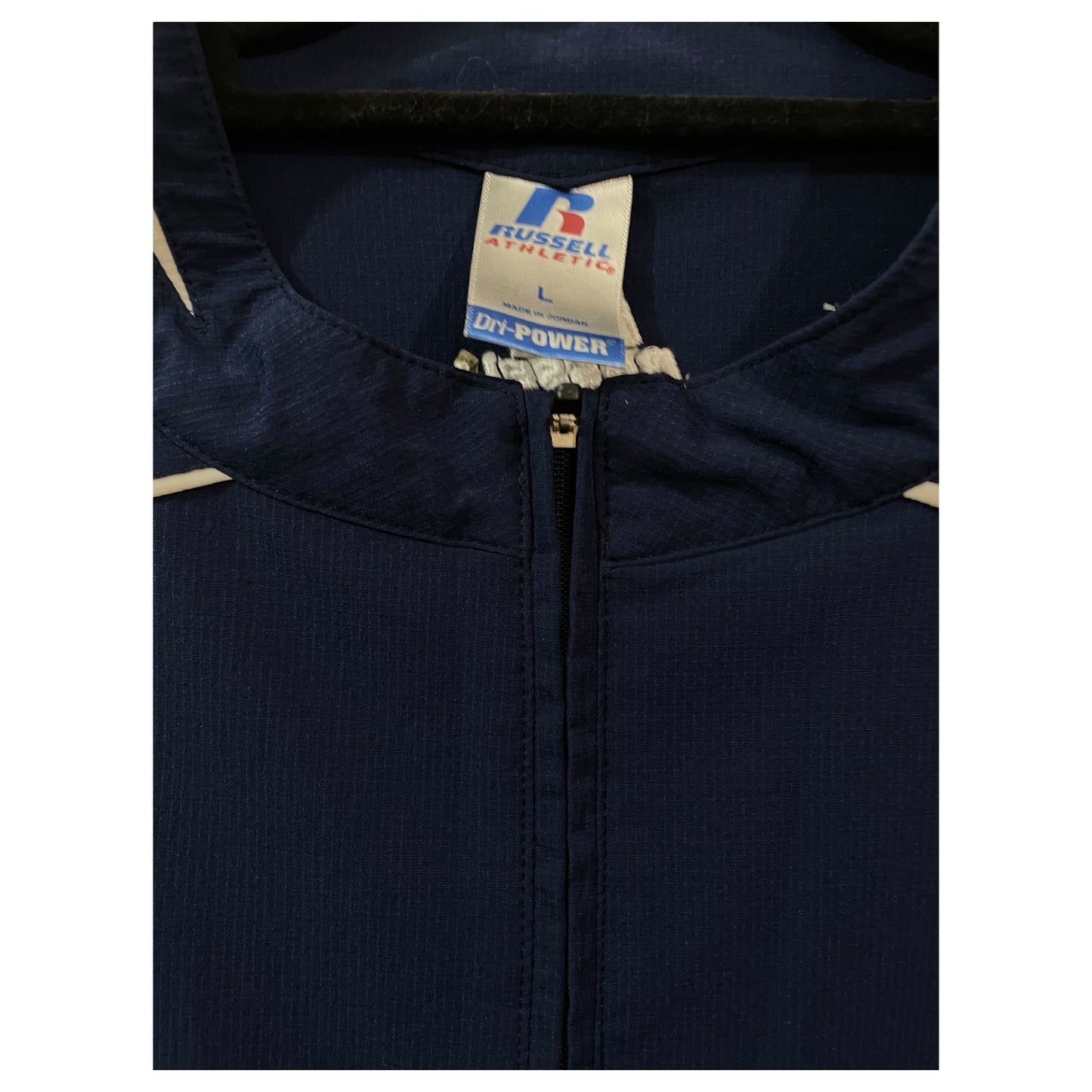 Casaco Esportivo Russell Athletic Team Vintage – Tamanho L, Azul Marinho, Tecnologia Dri-Power - Madame Surtô Vintage Shop