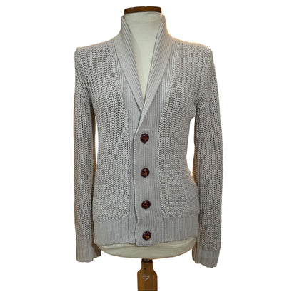 Cardigan de Crochê Vintage Y2K Creme – Tamanho S, Gola V, Botões Decorativos - Madame Surtô Vintage Shop