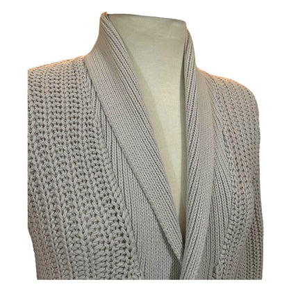 Cardigan de Crochê Vintage Y2K Creme – Tamanho S, Gola V, Botões Decorativos - Madame Surtô Vintage Shop