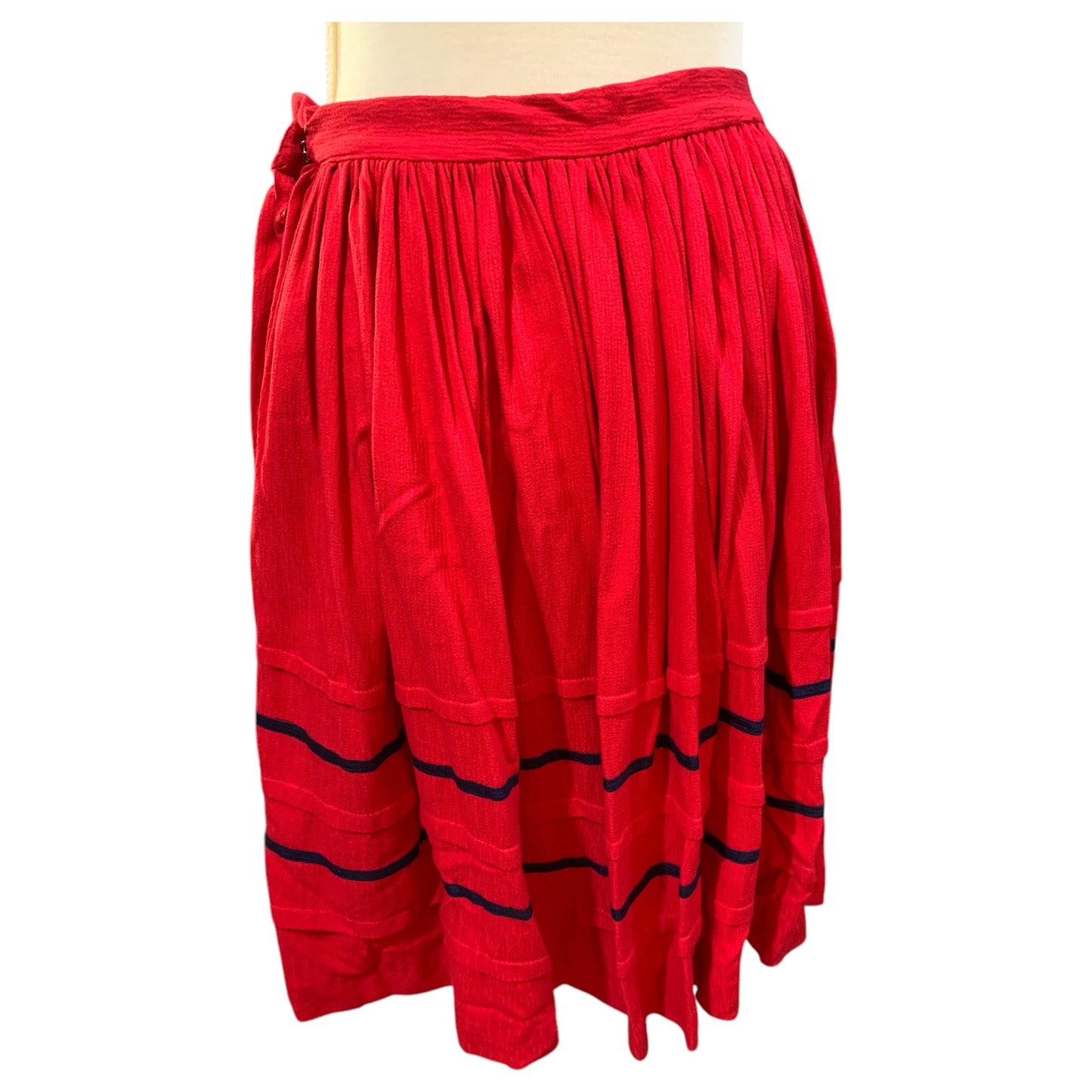 Jupe tailleur portugaise vintage des années 80 – Rouge, ronde