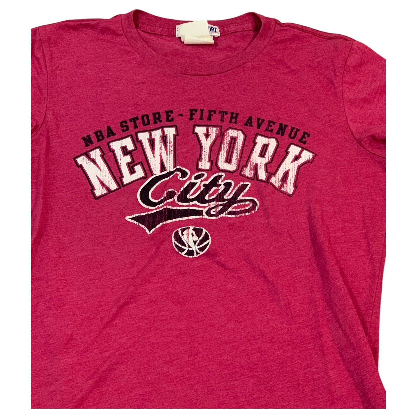 Women's T-shirt Vintage Rosa Pink NBA Store Fifth Avenue, NYC - 2000s Y2K