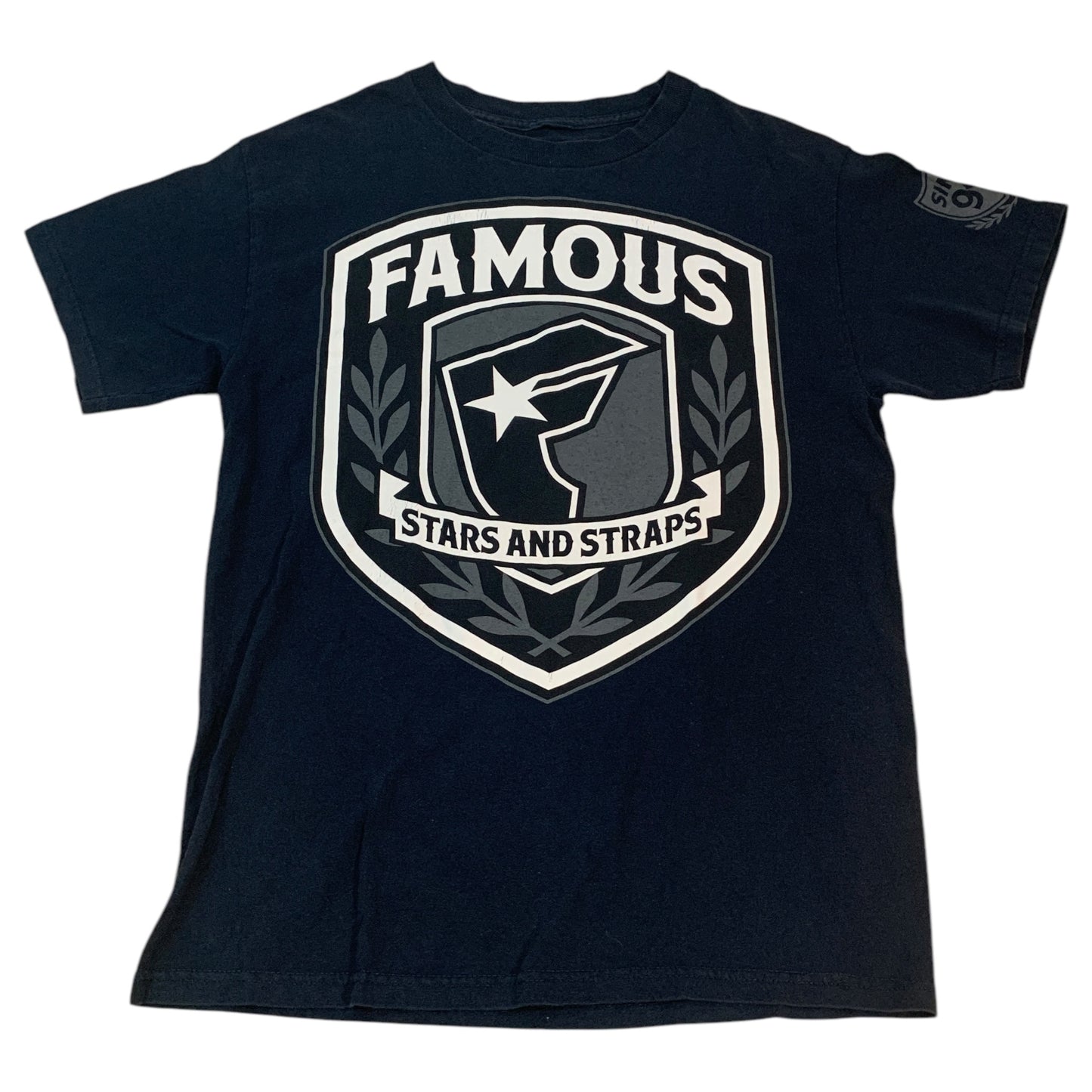 Camiseta T-Shirt Azul Marinho Y2K Famous Stars and Straps Vintage