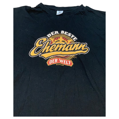 Camiseta Vintage Preta Der Beste Ehemann Der Welt" - Homenagem ao Melhor Marido do Mundo