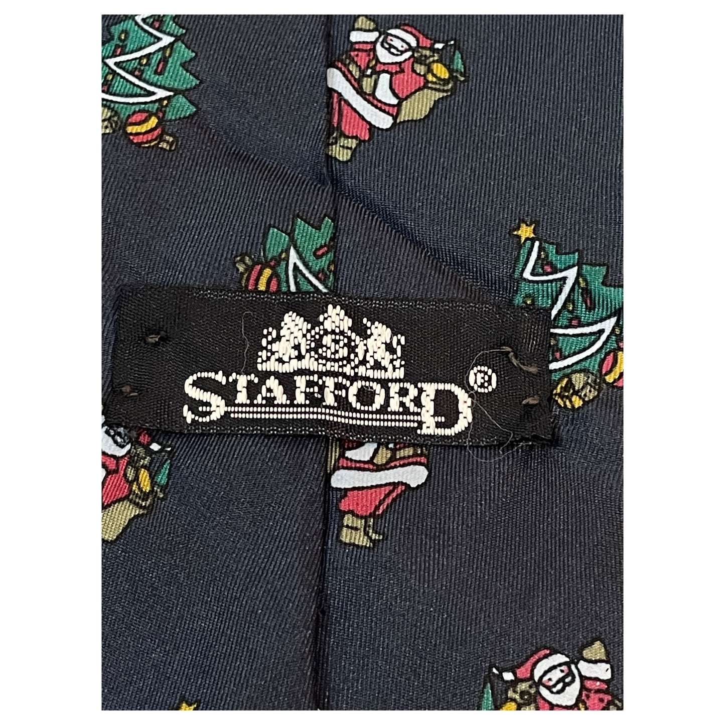 Gravata Vintage Natalina em Seda Azul Marinho com Papai Noel e Árvores de Natal - Stafford, Feita nos EUA