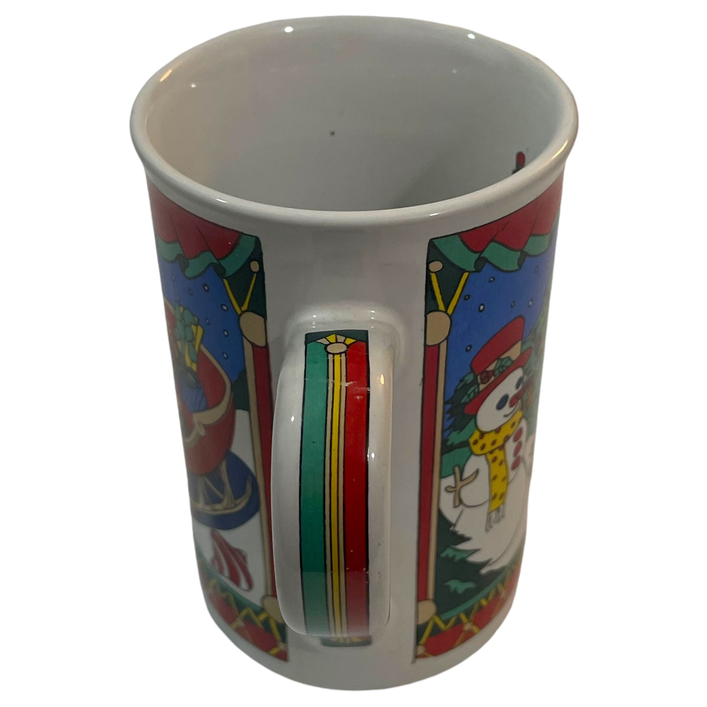 Caneca de Natal Colorida com Árvore, Boneco de Neve e Treno - Design Completo, Vermelho, Branco e Azul