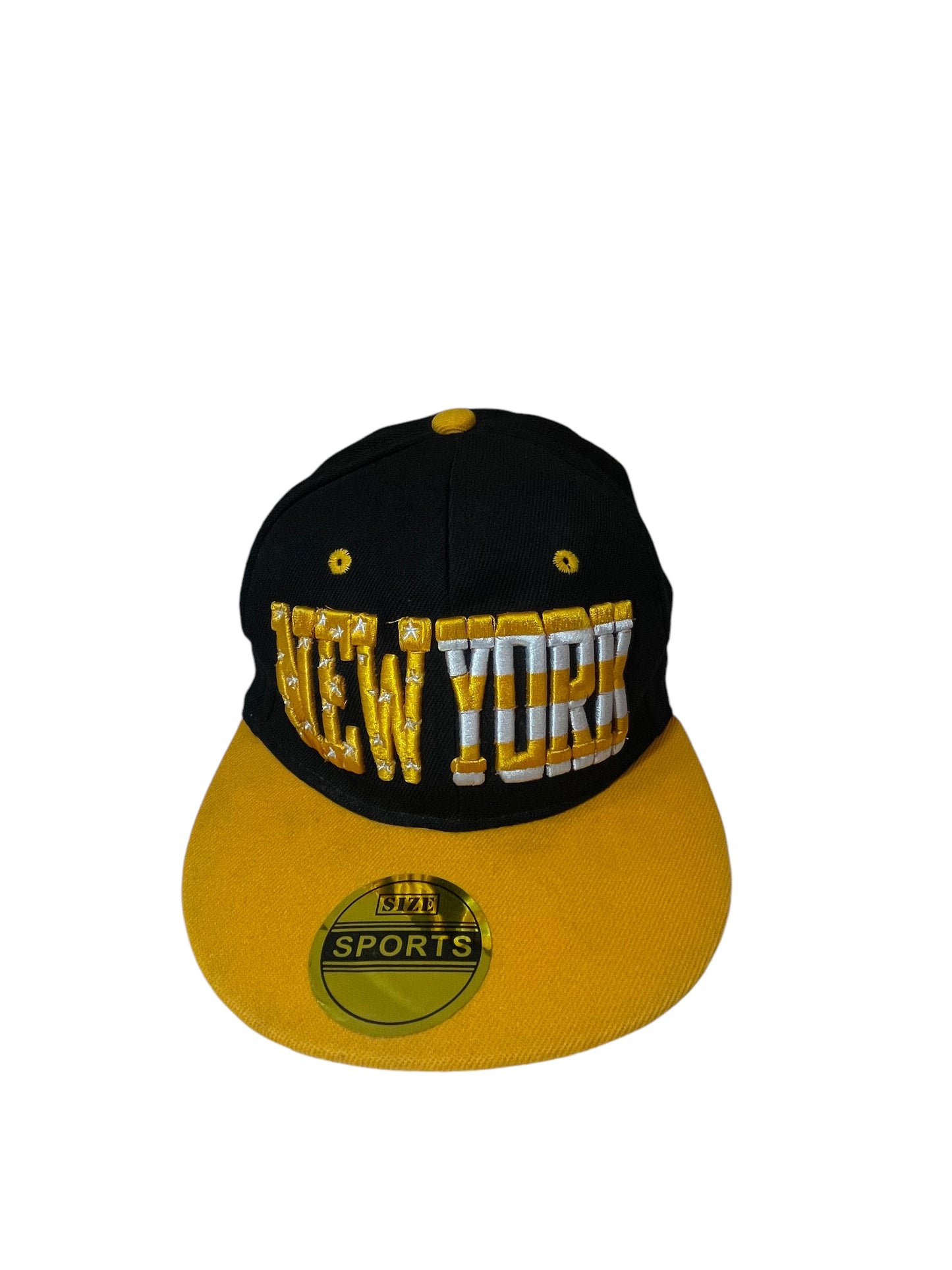 Boné Preto New York com Bordado Amarelo, Aba Reta Amarela e Detalhe Yankees - Ajustável